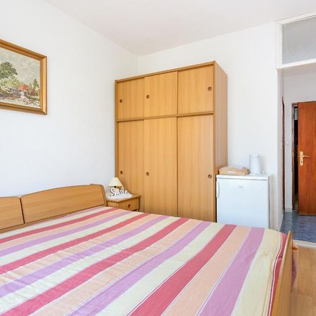 Double Room Supetar 5658D Buitenkant foto